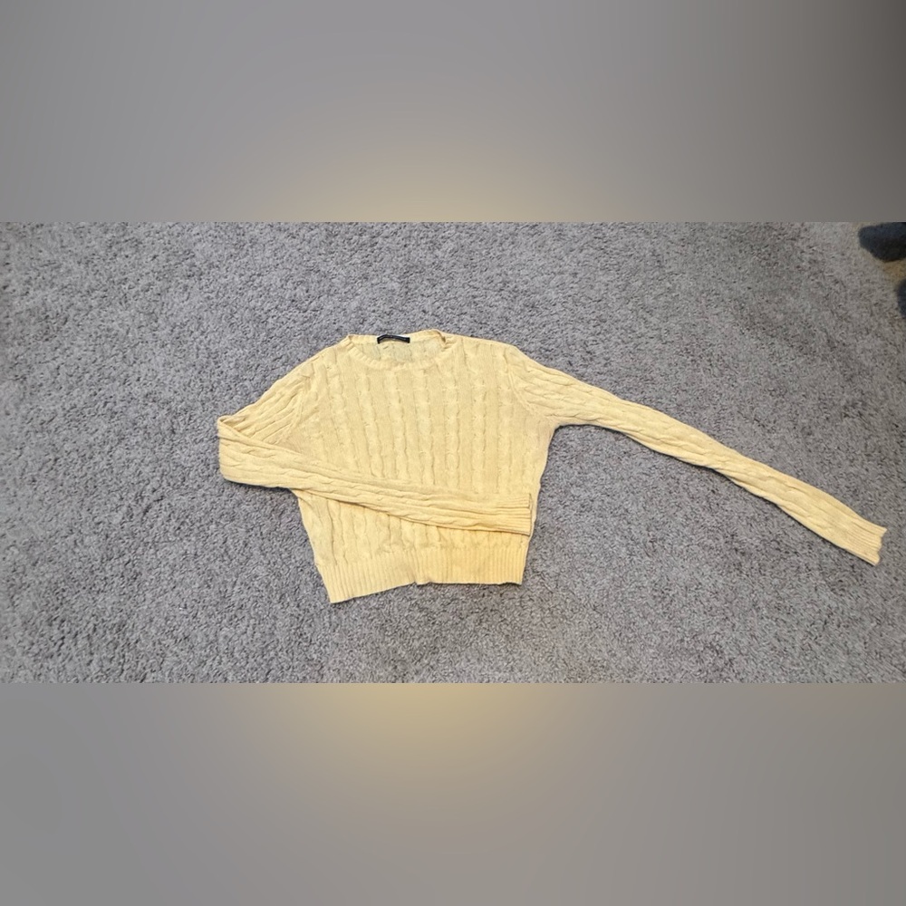 Brandy Melville Yellow Knit Crop Top